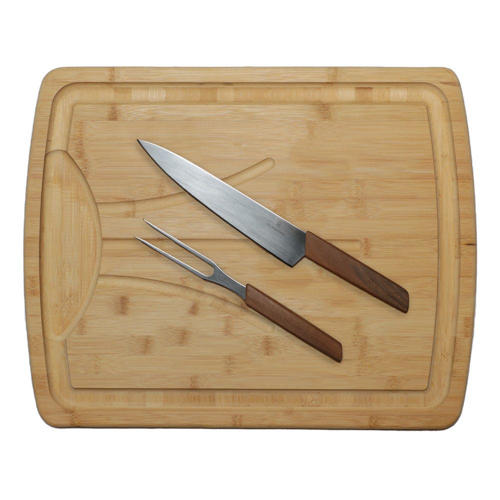 http://www.atbbq.com/cdn/shop/files/victorinox-swiss-modern-carving-set-with-carving-board-40052997619989.jpg?v=1693830243