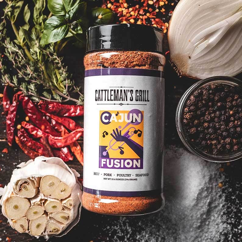 https://www.atbbq.com/cdn/shop/files/cattleman-s-grill-cajun-fusion-rub-herbs-spices-40052895449365.jpg?v=1693658346