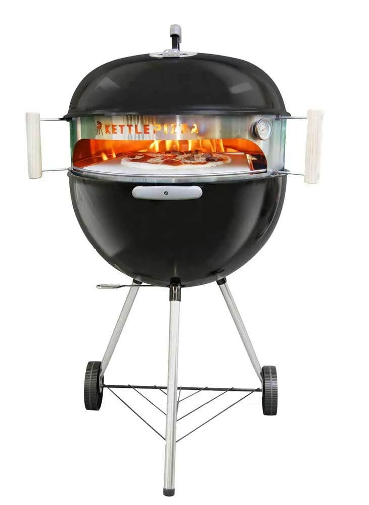 https://www.atbbq.com/cdn/shop/files/kettlepizza-basic-pizza-oven-kit-outdoor-grill-accessories-40052974092565.jpg?v=1693730179