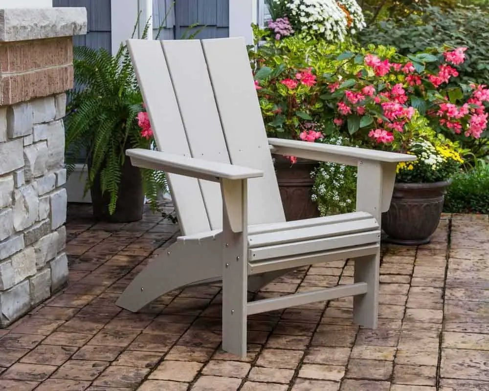 POLYWOOD Modern Curveback Adirondack Chair Outdoor Chairs