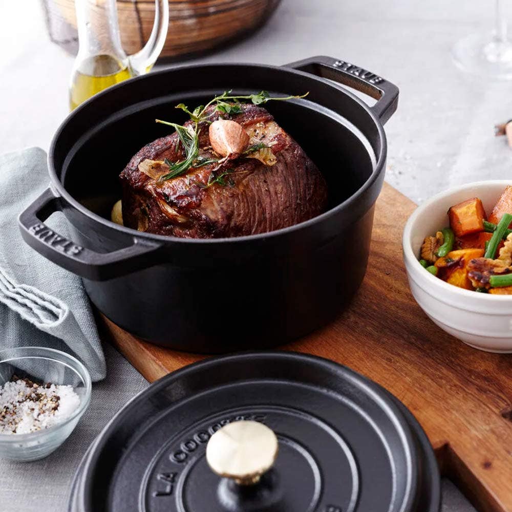 https://www.atbbq.com/cdn/shop/files/staub-5qt-tall-cocotte-dutch-ovens-40052475134229.jpg?v=1693786687