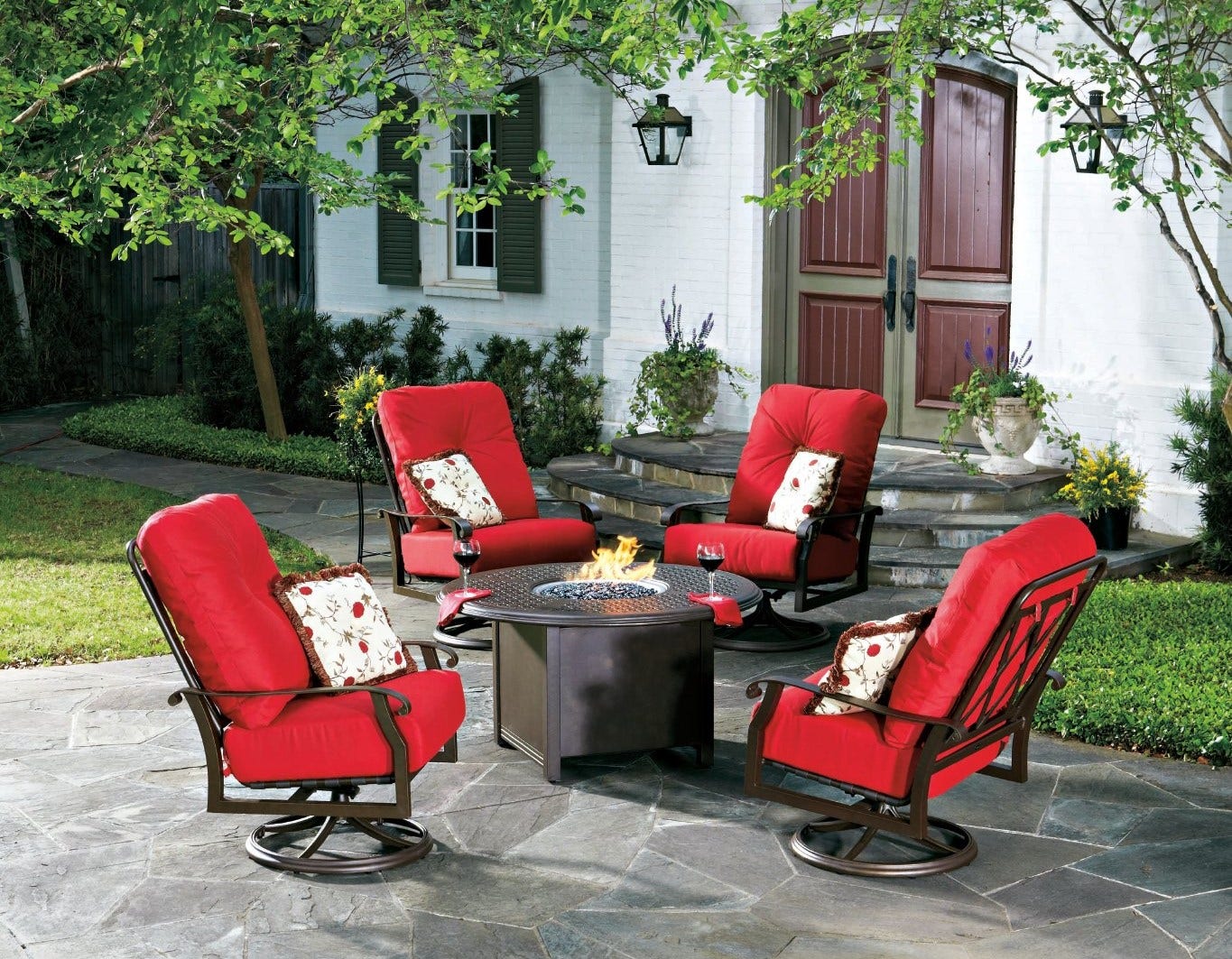 https://www.atbbq.com/cdn/shop/files/woodard-cortland-cushion-big-man-swivel-rocker-with-twilight-frame-and-linen-stone-fabric-outdoor-chairs-40053003288853.jpg?v=1693834935